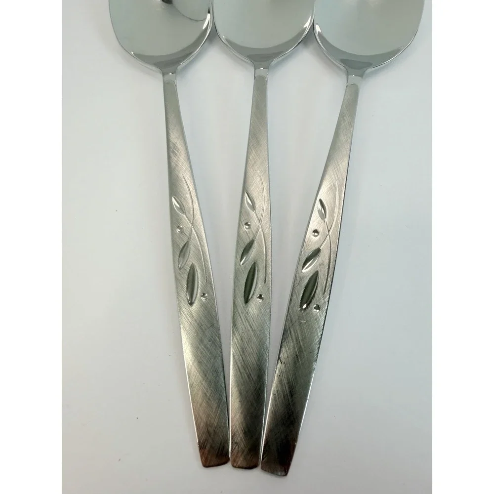 Set of 3 SERVING SPOONS Oneida Heirloom Stainless WILL O' WISP Pattern Flatware